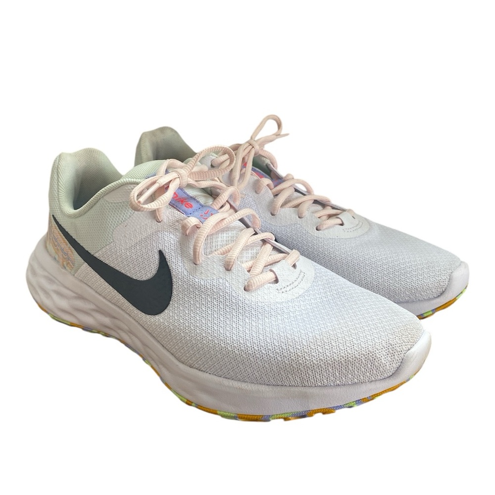 Nike Revolution 6 Running Shoes, White & Light Blue, Women’s 11